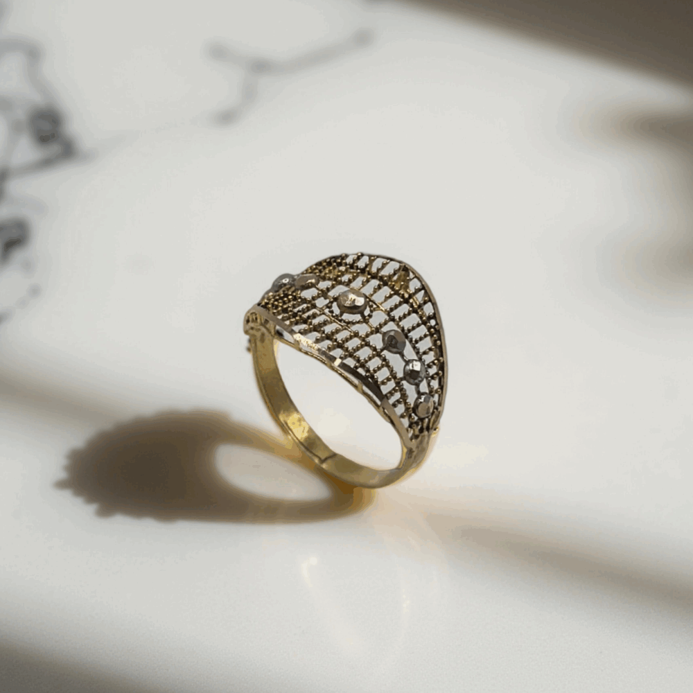 Lattice-Inspired Elegance