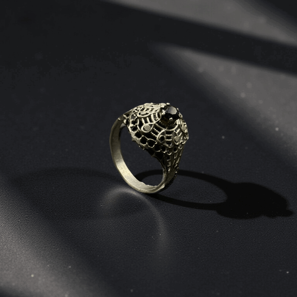 Filigree Black Stone